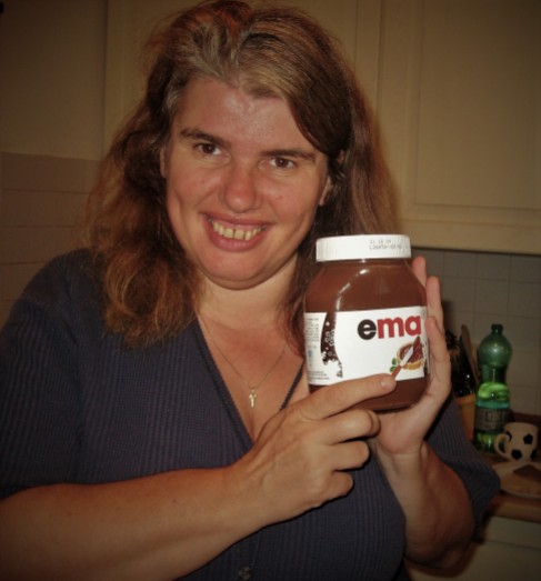 Nutella is never kept at home for reasons, but was bought for a special visitor when they had the name campaign. And then she said she didn't eat sweets. Smart girl. Guess who got to eat that... Photo: MC