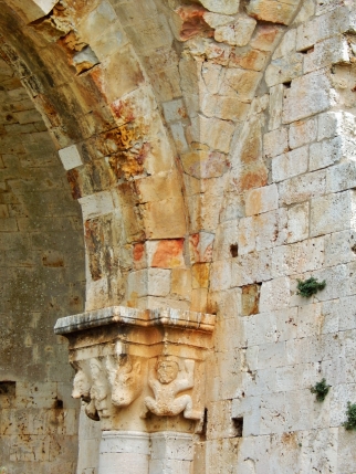 Man can make it twisted too, or better, rounded. What are those figures up to? (San Bruzio monastery ruins)