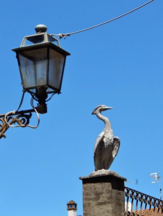 May: Another Tuscania twisted statue. Is it an egret?