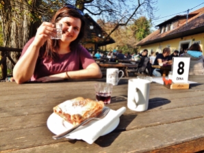 Cin cin, fratella, into new victories! Rožnik above Ljubljana is a popular weekend spot. This was apple strudel with sour cherries. Oh yes.